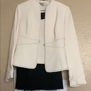 TAHARI 3 piece skirt suit